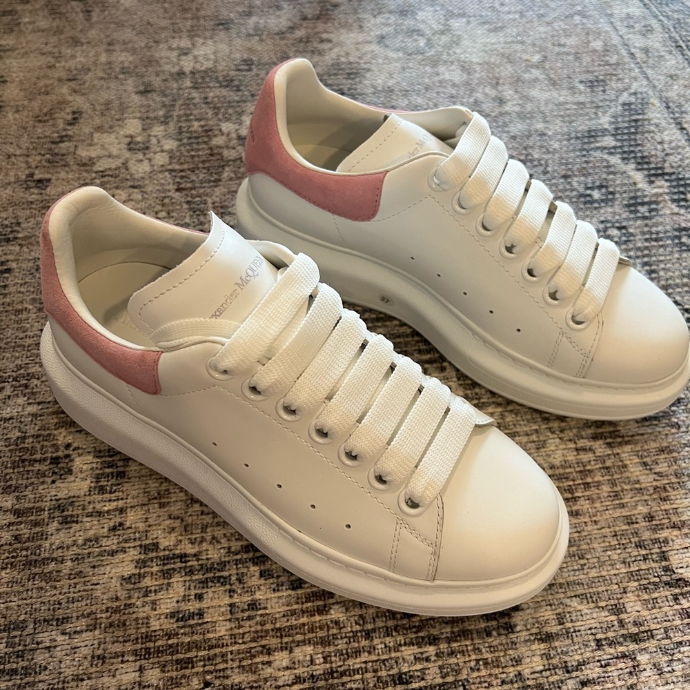 Alexander McQueen Sneakers Pink Sz 37 NEW